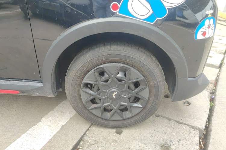 Used Wuling Hongguang MINIEV 2022 GAMEBOY 200km Gaming Edition with Lithium Iron Phosphate Right Front Wheel Hub
