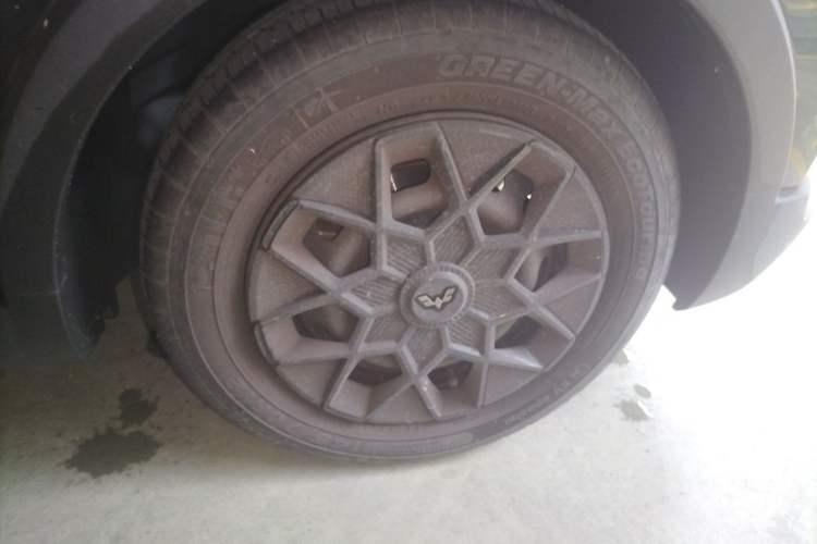 Used Wuling Hongguang MINIEV 2022 GAMEBOY 300km Enthusiast Model with Lithium Iron Phosphate Right Front Wheel Hub