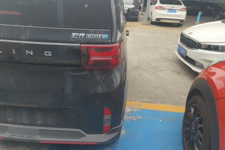 Used Wuling Hongguang MINIEV 2022 GAMEBOY 200km Gaming Edition with Lithium Iron Phosphate Right Rear Taillight