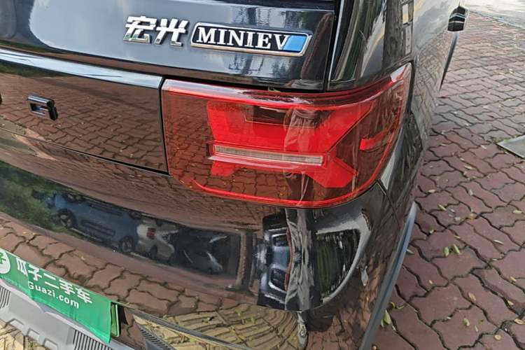 Used Wuling Hongguang MINIEV 2022 GAMEBOY 300km Enthusiast Model with Lithium Iron Phosphate Right Rear Taillight