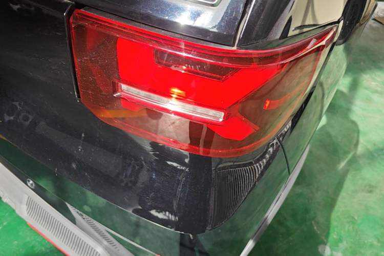 Used Wuling Hongguang MINIEV 2022 GAMEBOY 200km Gaming Edition with Lithium Iron Phosphate Right Rear Taillight