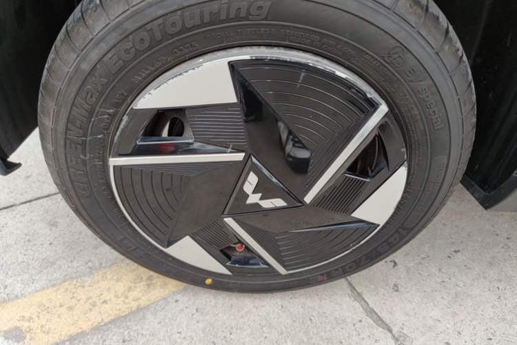 Used Wuling Hongguang MINIEV 2022 GAMEBOY 300km Enthusiast Model with Lithium Iron Phosphate Right Rear Wheel Hub