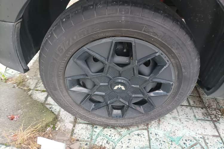 Used Wuling Hongguang MINIEV 2022 GAMEBOY 200km Gaming Edition with Lithium Iron Phosphate Right Rear Wheel Hub