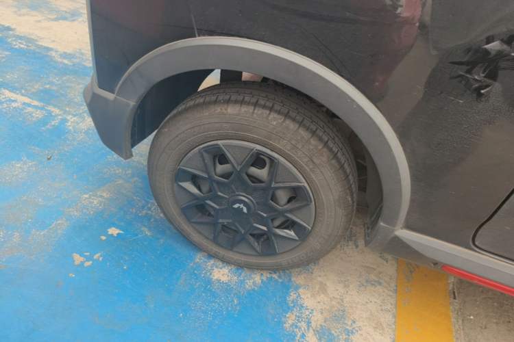 Used Wuling Hongguang MINIEV 2022 GAMEBOY 200km Gaming Edition with Lithium Iron Phosphate Right Rear Wheel Hub
