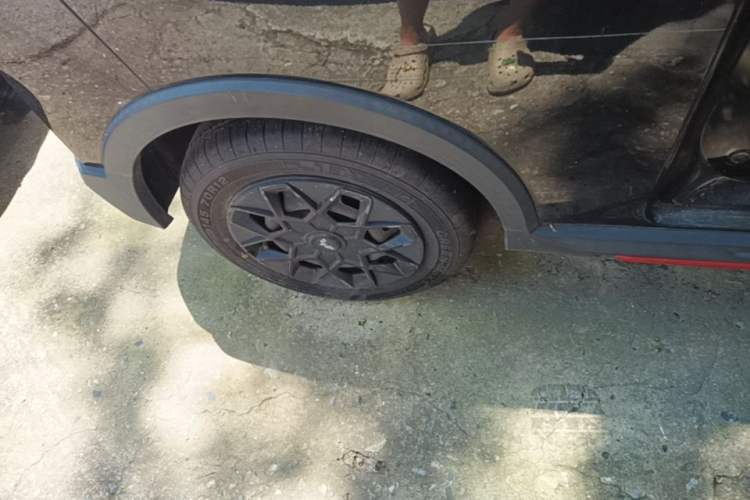 Used Wuling Hongguang MINIEV 2022 GAMEBOY 200km Gaming Edition with Lithium Iron Phosphate Right Rear Wheel Hub