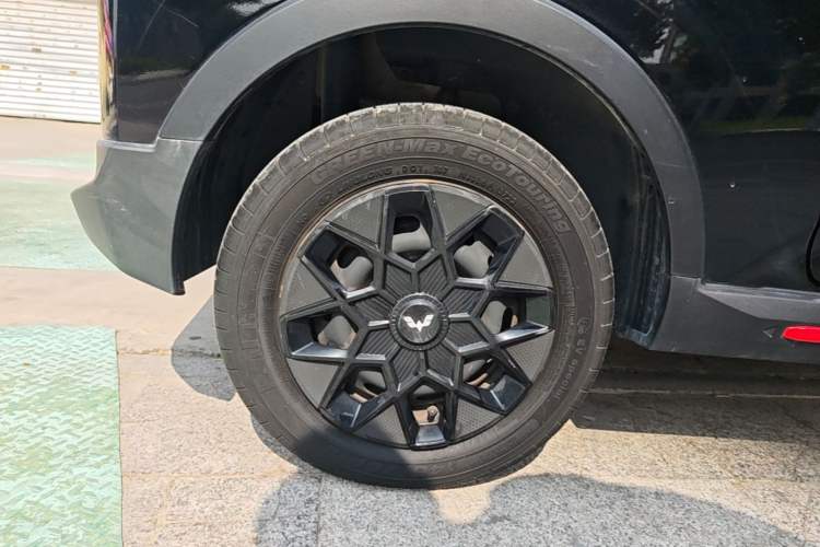 Used Wuling Hongguang MINIEV 2022 GAMEBOY 200km Gaming Edition with Lithium Iron Phosphate Right Rear Wheel Hub