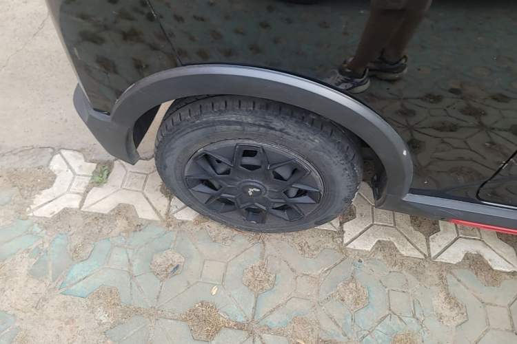 Used Wuling Hongguang MINIEV 2022 GAMEBOY 200km Gaming Edition with Lithium Iron Phosphate Right Rear Wheel Hub