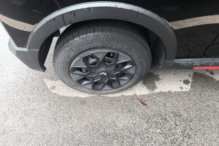 Used Wuling Hongguang MINIEV 2022 GAMEBOY 200km Gaming Edition with Lithium Iron Phosphate Right Rear Wheel Hub