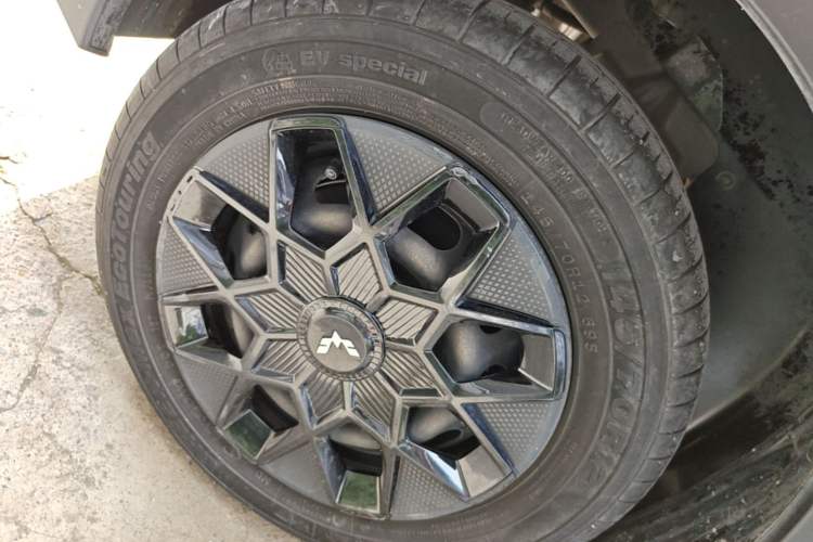 Used Wuling Hongguang MINIEV 2022 GAMEBOY 300km Enthusiast Model with Lithium Iron Phosphate Right Rear Wheel Hub