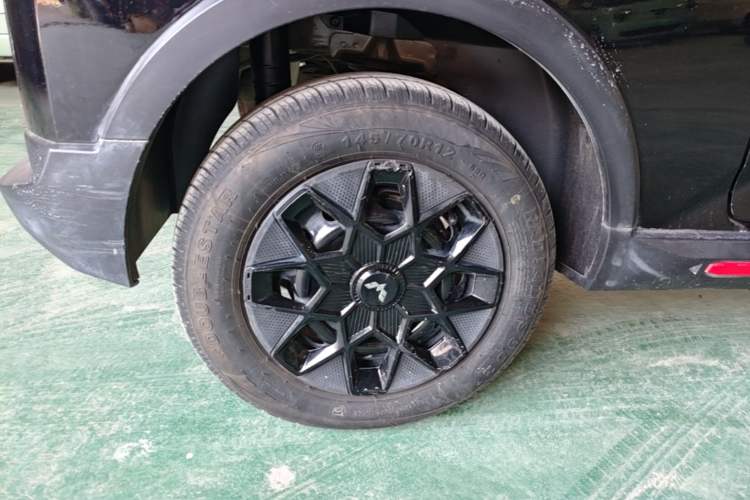 Used Wuling Hongguang MINIEV 2022 GAMEBOY 200km Gaming Edition with Lithium Iron Phosphate Right Rear Wheel Hub