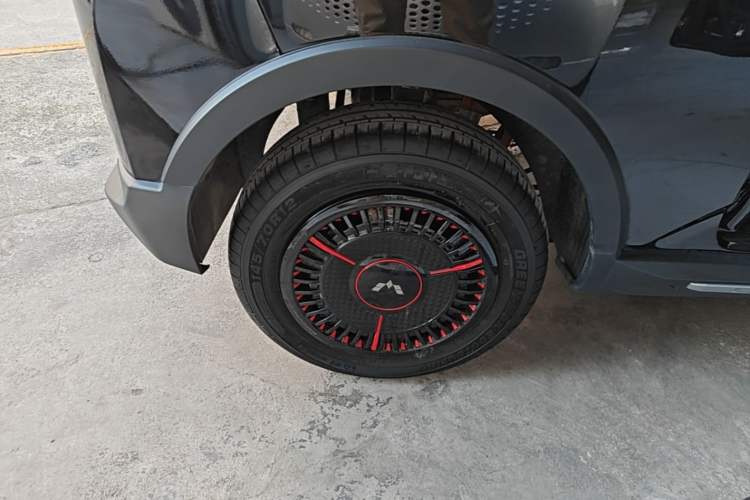 Used Wuling Hongguang MINIEV 2022 GAMEBOY 300km Enthusiast Model with Lithium Iron Phosphate Right Rear Wheel Hub