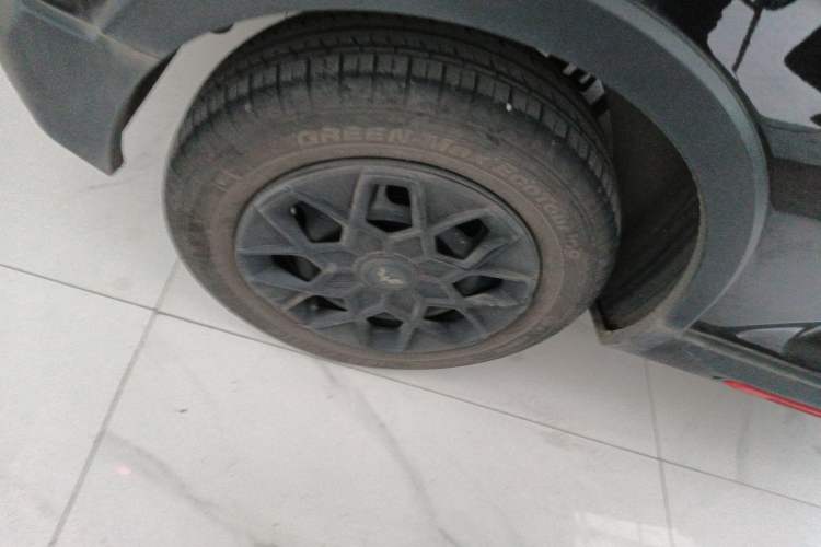 Used Wuling Hongguang MINIEV 2022 GAMEBOY 200km Gaming Edition with Lithium Iron Phosphate Right Rear Wheel Hub