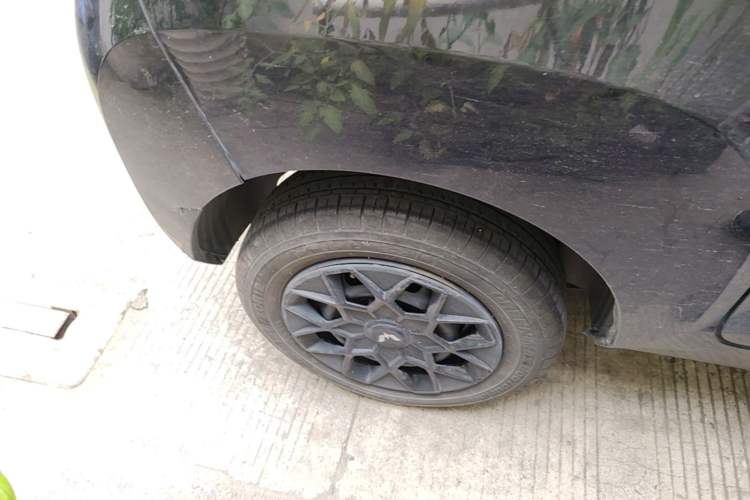 Used Wuling Hongguang MINIEV 2022 Easy Version Lithium Iron Phosphate Right Rear Wheel Hub