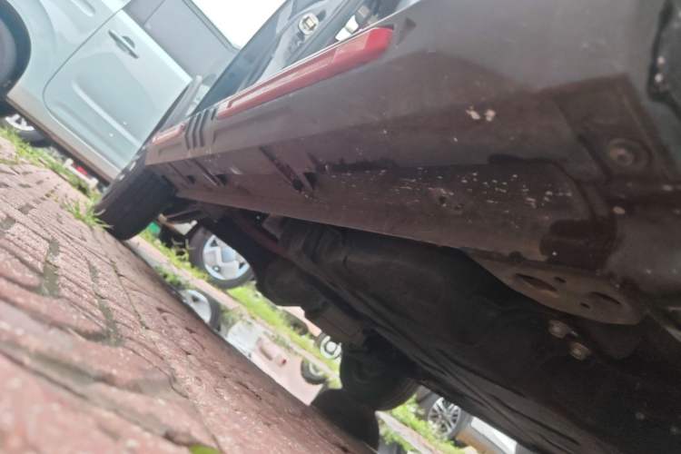 Used Wuling Hongguang MINIEV 2022 GAMEBOY 200km Play Edition with Lithium Iron Phosphate Right Side Sill