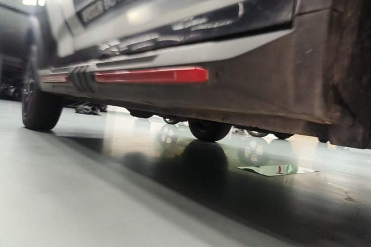 Used Wuling Hongguang MINIEV 2022 GAMEBOY 300km Enthusiast Model with Lithium Iron Phosphate Right Side Sill