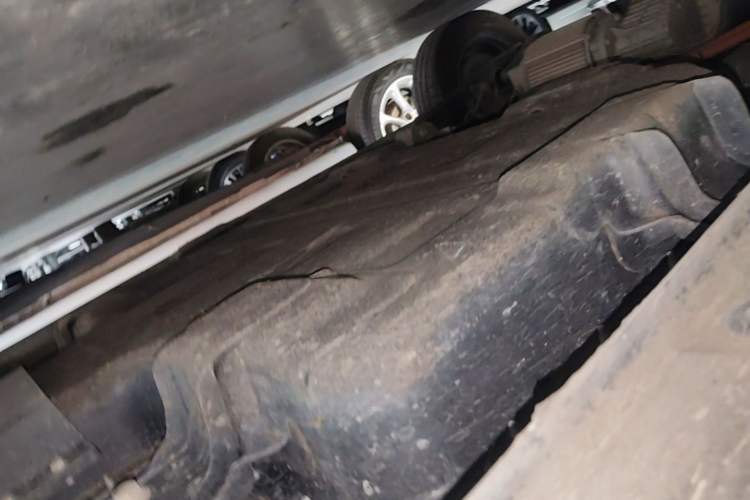 Used Wuling Hongguang MINIEV 2022 GAMEBOY 200km Gaming Edition with Lithium Iron Phosphate Right Side Sill