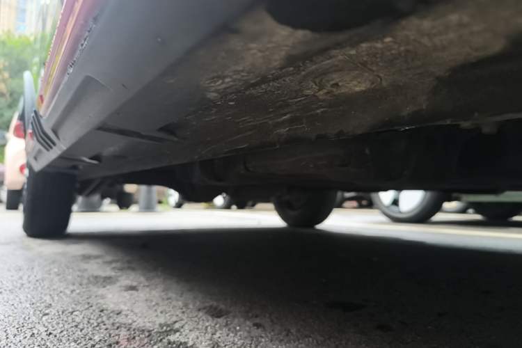 Used Wuling Hongguang MINIEV 2022 GAMEBOY 200km Gaming Edition with Lithium Iron Phosphate Right Side Sill