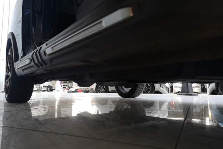 Used Wuling Hongguang MINIEV 2022 GAMEBOY 300km Enthusiast Model with Lithium Iron Phosphate Right Side Sill