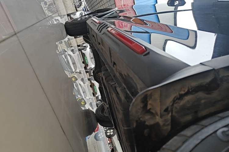 Used Wuling Hongguang MINIEV 2022 GAMEBOY 300km Enthusiast Model with Lithium Iron Phosphate Right Side Sill