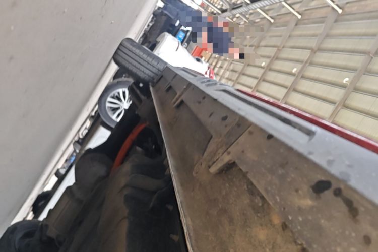 Used Wuling Hongguang MINIEV 2022 GAMEBOY 200km Gaming Edition with Lithium Iron Phosphate Right Side Sill