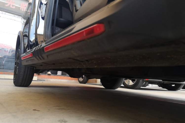 Used Wuling Hongguang MINIEV 2022 GAMEBOY 300km Enthusiast Model with Lithium Iron Phosphate Right Side Sill