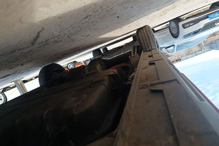 Used Wuling Hongguang MINIEV 2022 GAMEBOY 200km Gaming Edition with Lithium Iron Phosphate Right Side Sill
