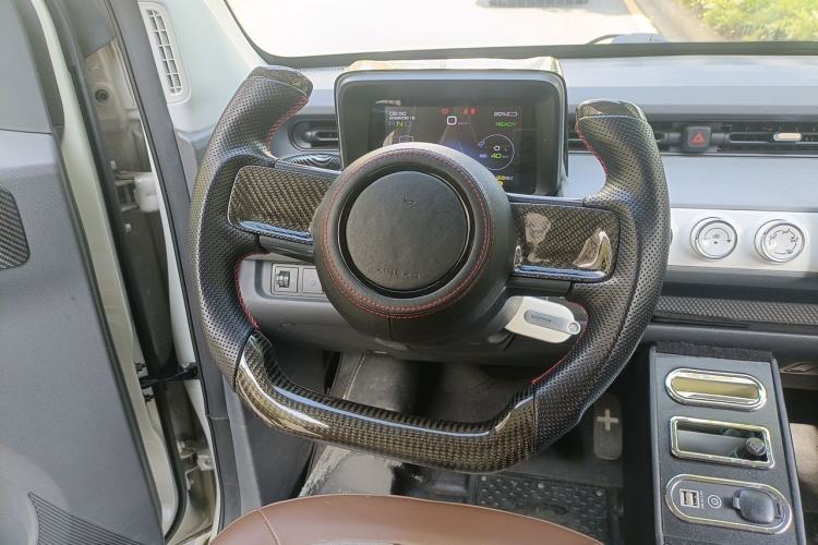 Used Wuling Hongguang MINIEV 2022 GAMEBOY 200km Gaming Edition with Lithium Iron Phosphate Steering Wheel