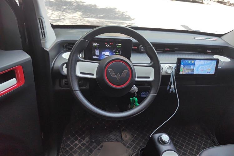 Used Wuling Hongguang MINIEV 2022 GAMEBOY 200km Gaming Edition with Lithium Iron Phosphate Steering Wheel