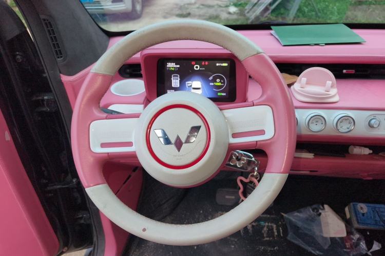 Used Wuling Hongguang MINIEV 2022 GAMEBOY 200km Gaming Edition with Lithium Iron Phosphate Steering Wheel