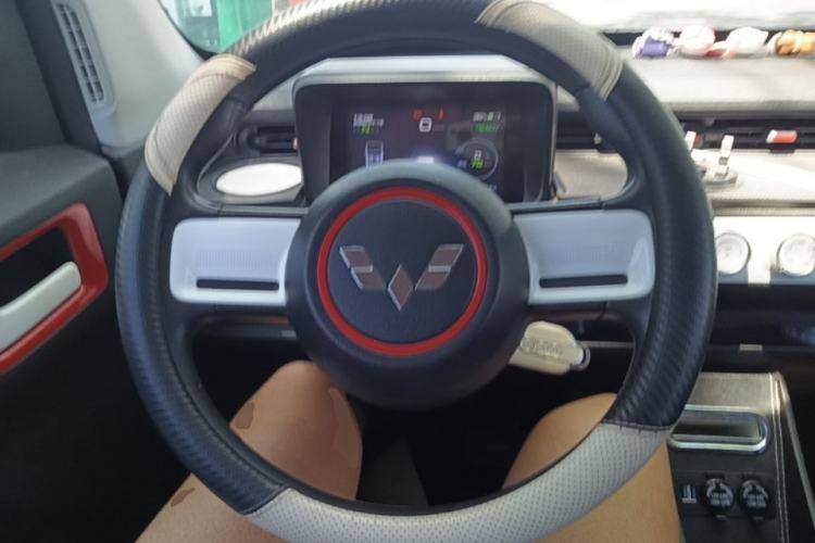 Used Wuling Hongguang MINIEV 2022 GAMEBOY 200km Gaming Edition with Lithium Iron Phosphate Steering Wheel