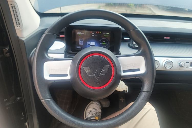 Used Wuling Hongguang MINIEV 2022 GAMEBOY 200km Gaming Edition with Lithium Iron Phosphate Steering Wheel
