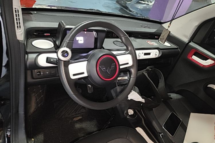 Used Wuling Hongguang MINIEV 2022 GAMEBOY 200km Gaming Edition with Lithium Iron Phosphate Steering Wheel