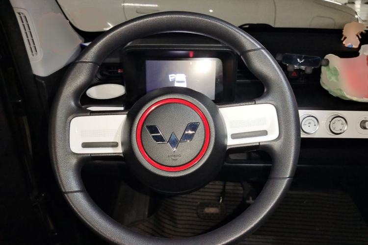 Used Wuling Hongguang MINIEV 2022 GAMEBOY 200km Urban Wind-Chasing Limited Edition Steering Wheel