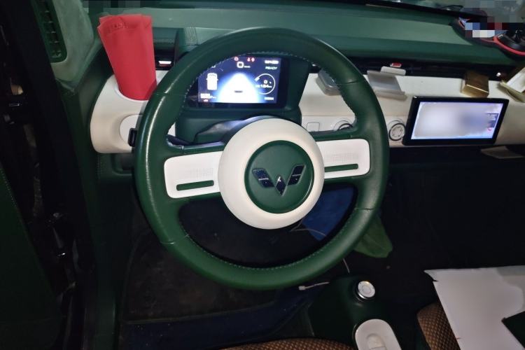 Used Wuling Hongguang MINIEV 2022 GAMEBOY 200km Play Edition with Lithium Iron Phosphate Steering Wheel