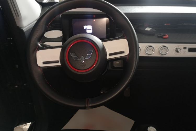 Used Wuling Hongguang MINIEV 2022 GAMEBOY 200km Gaming Edition with Lithium Iron Phosphate Steering Wheel