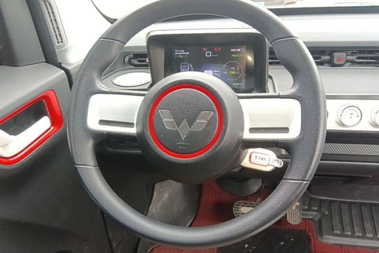 Used Wuling Hongguang MINIEV 2022 GAMEBOY 200km Gaming Edition with Lithium Iron Phosphate Steering Wheel