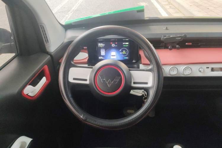 Used Wuling Hongguang MINIEV 2022 GAMEBOY 200km Gaming Edition with Lithium Iron Phosphate Steering Wheel