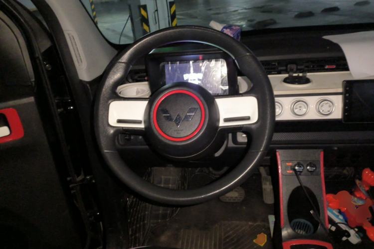 Used Wuling Hongguang MINIEV 2022 GAMEBOY 200km Gaming Edition with Lithium Iron Phosphate Steering Wheel