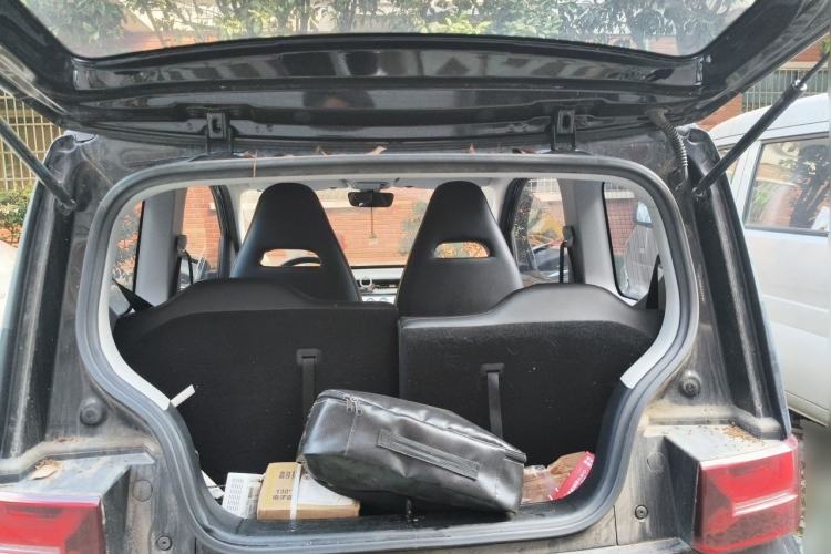 Used Wuling Hongguang MINIEV 2022 GAMEBOY 300km Enthusiast Model with Lithium Iron Phosphate Trunk