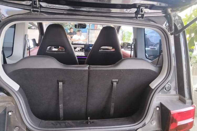 Used Wuling Hongguang MINIEV 2022 GAMEBOY 300km Enthusiast Model with Lithium Iron Phosphate Trunk