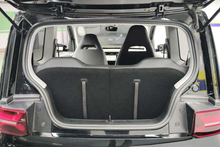 Used Wuling Hongguang MINIEV 2022 GAMEBOY 200km Gaming Edition with Lithium Iron Phosphate Trunk