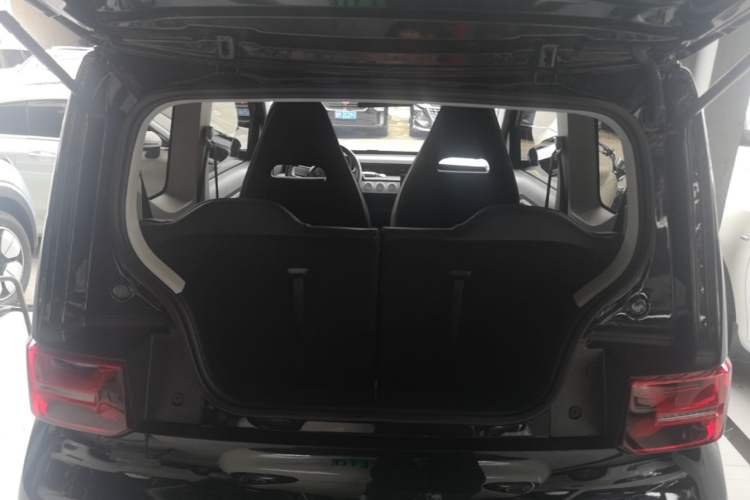 Used Wuling Hongguang MINIEV 2022 GAMEBOY 300km Enthusiast Model with Lithium Iron Phosphate Trunk
