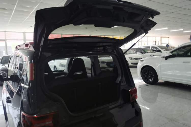 Used Wuling Hongguang MINIEV 2022 GAMEBOY 200km Play Edition with Lithium Iron Phosphate Trunk