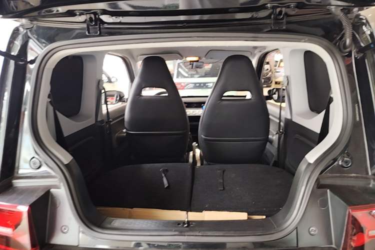 Used Wuling Hongguang MINIEV 2022 GAMEBOY 200km Gaming Edition with Lithium Iron Phosphate Trunk