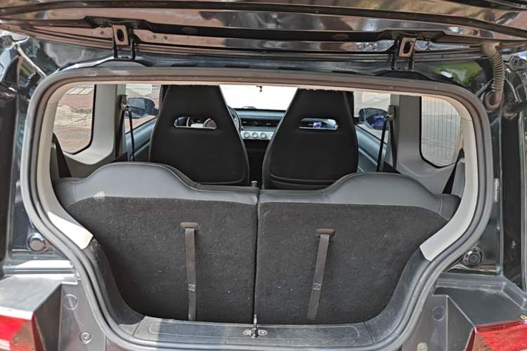 Used Wuling Hongguang MINIEV 2022 GAMEBOY 300km Enthusiast Model with Lithium Iron Phosphate Trunk