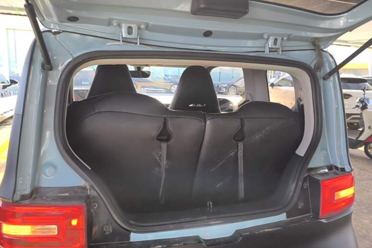 Used Wuling Hongguang MINIEV 2022 Easy Version Lithium Iron Phosphate Trunk