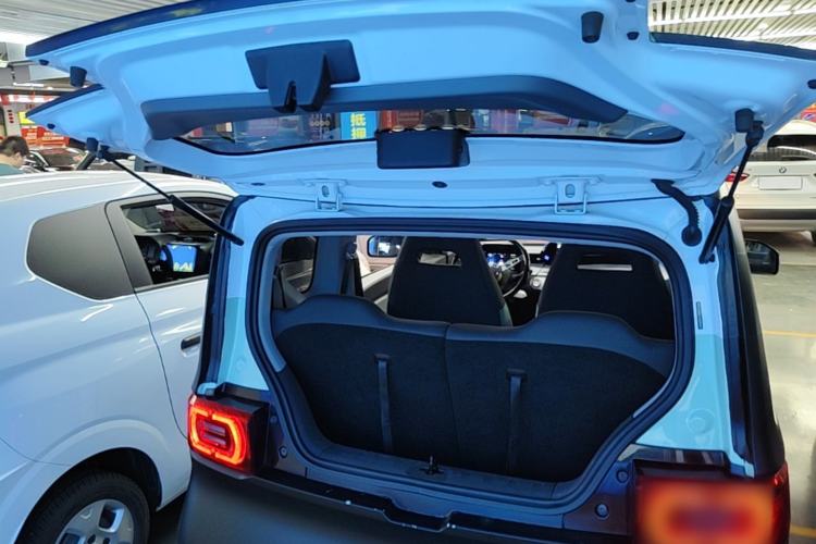 Used Wuling Hongguang MINIEV 2022 Macaron Premium Model – Lithium Iron Phosphate Trunk