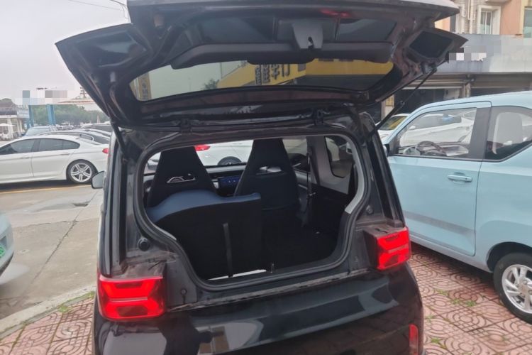 Used Wuling Hongguang MINIEV 2022 GAMEBOY 200km Play Edition with Lithium Iron Phosphate Trunk
