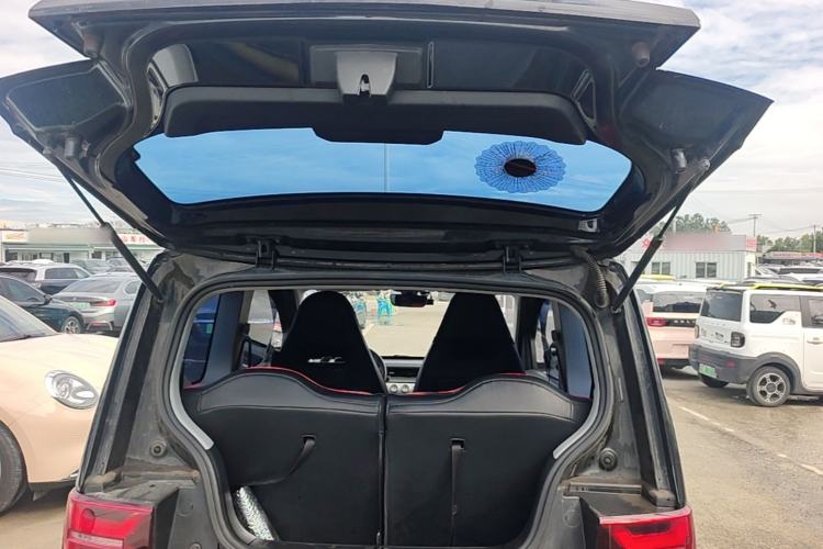 Used Wuling Hongguang MINIEV 2022 GAMEBOY 200km Gaming Edition with Lithium Iron Phosphate Trunk