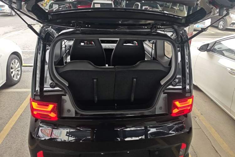 Used Wuling Hongguang MINIEV 2022 GAMEBOY 200km Gaming Edition with Lithium Iron Phosphate Trunk